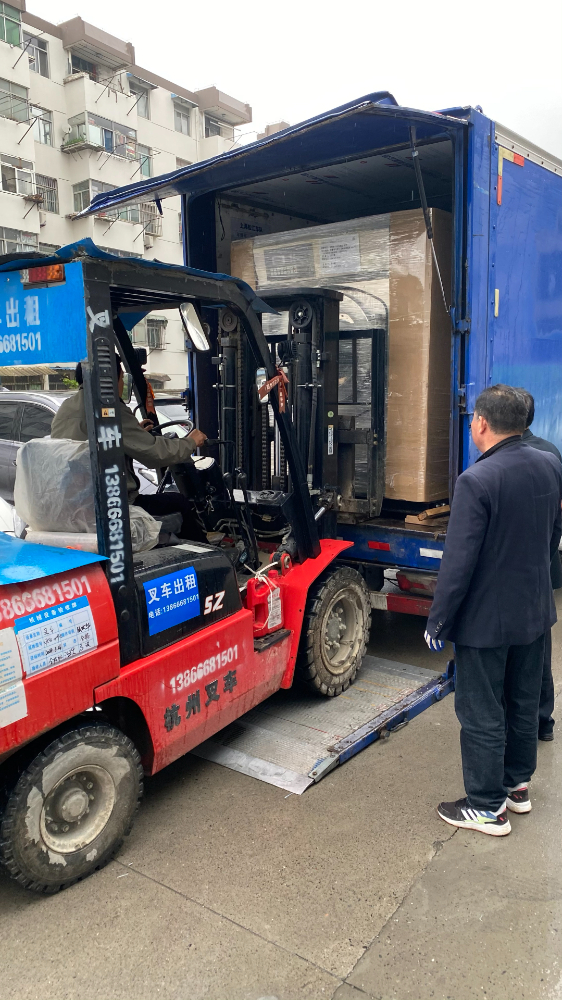 【高能低耗】廣州一體化工業(yè)洗衣機(jī)如何助力大型干洗店提升盈利能力？